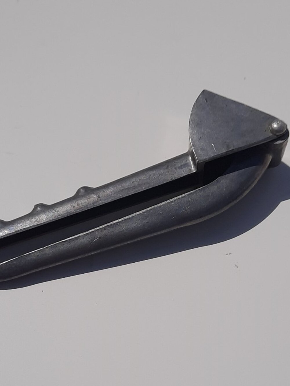 Vintage 1970s Aluminum Garlic Press Crusher 6"L x 2"W     Made in Japan